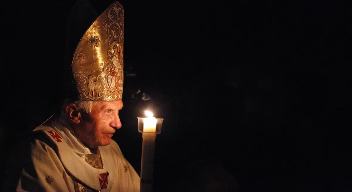Pope Emeritus Benedict XVI with Paschal candle