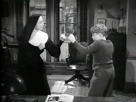 Boxing lesson scene