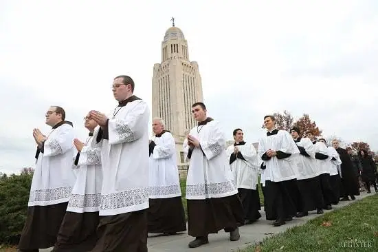 Eucharistic procession, Knights of the Holy Eucharist Community
